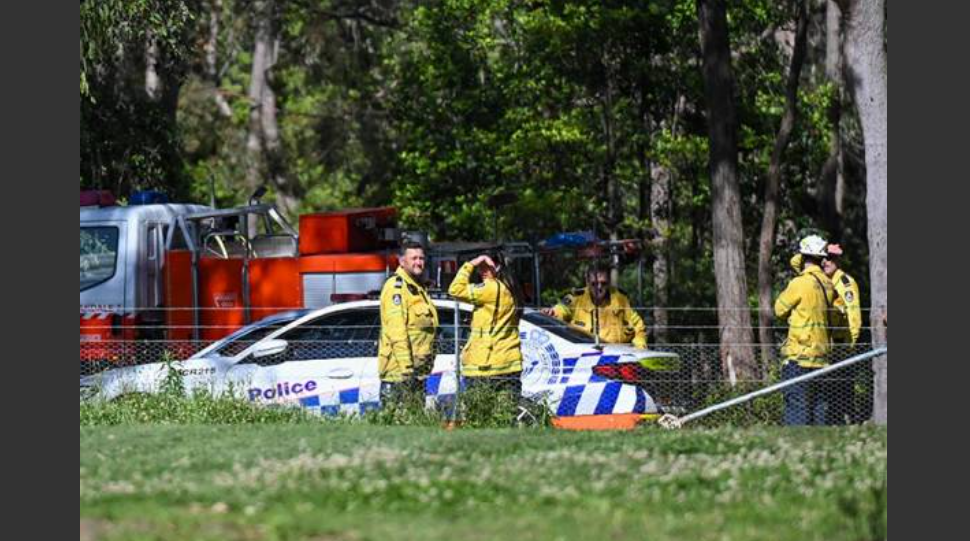 Polis di negeri New South Wales (NSW) mengesahkan pada Sabtu petang bahawa tiga lelaki ditemukan mati di tempat kejadian.